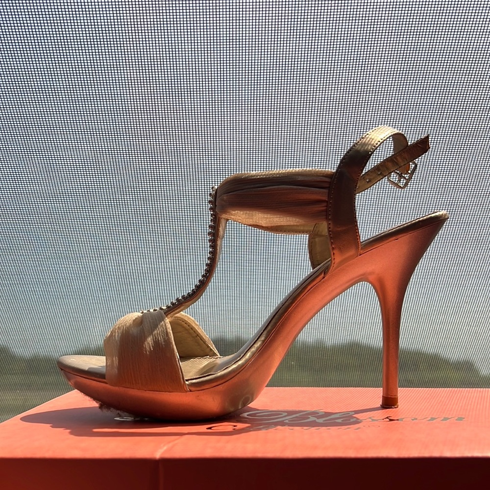 De Blossom Collection Gold Belize 12 Nude